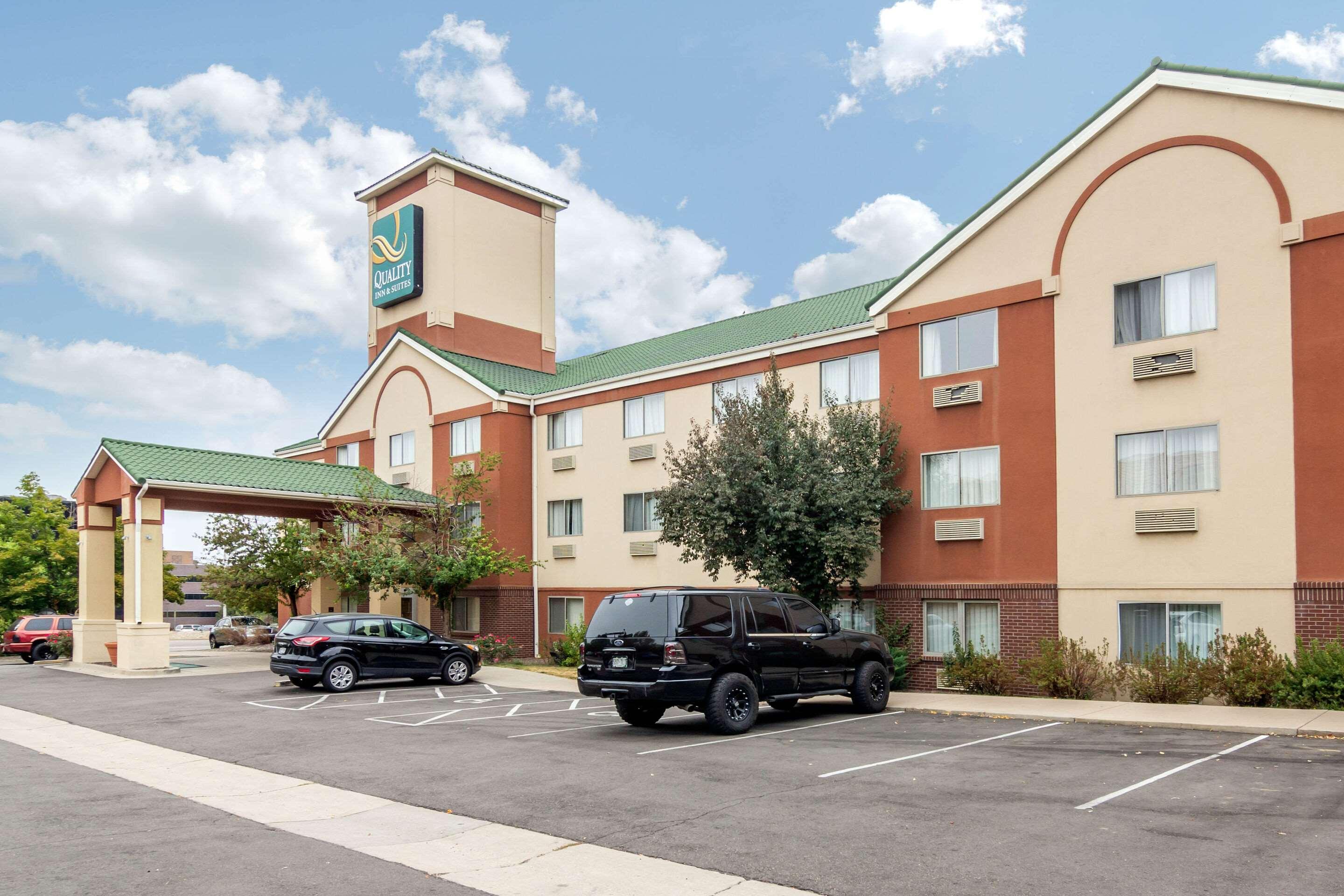 Quality Inn & Suites Lakewood - Denver Southwest Exterior foto